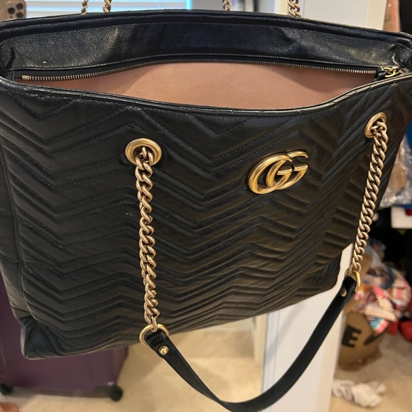Gucci GG Marmont Matelassé Tote Large